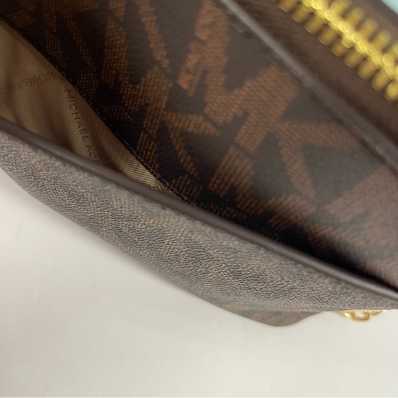 ⭐️HOST PICK MK LOGO STRIPE CROSSBODY DOME BAG - Picture 11 of 13